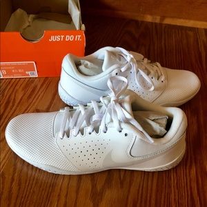 Women’s Nike Cheer Sideline 4 Shoes